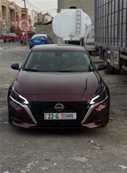 نيسان ألتيما